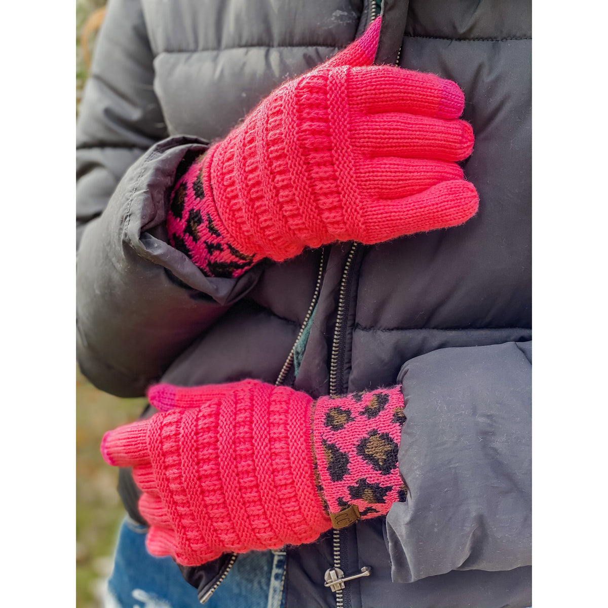 Solid Cable Knit Leopard Cuff CC Gloves G80