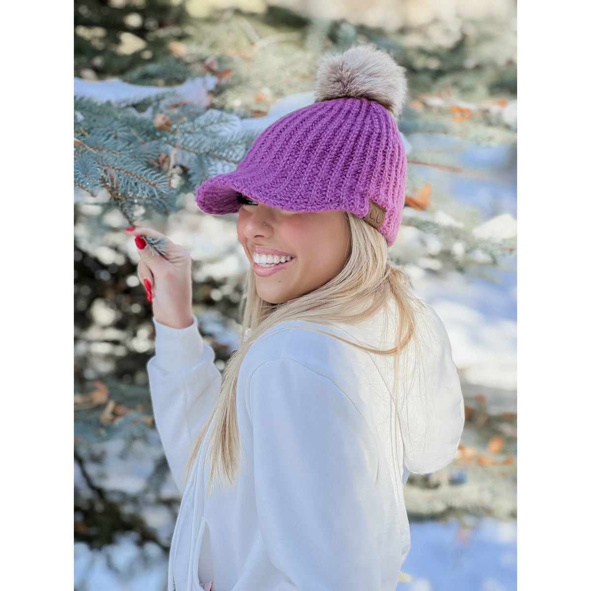 Knitted Brim C.C Beanie with Pom YJ2036