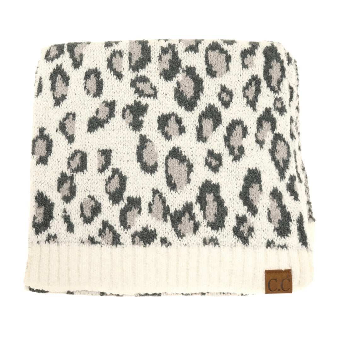 Leopard Boucle Knit Scarf SF7001