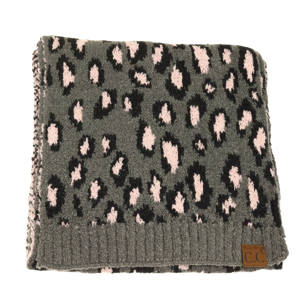 Leopard Boucle Knit Scarf SF7001